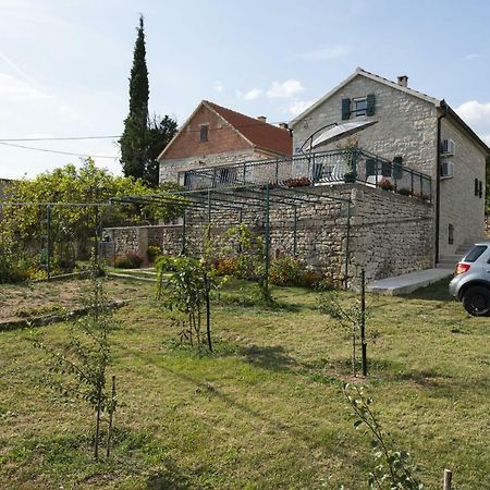 Milasi Villa Cetina מראה חיצוני תמונה