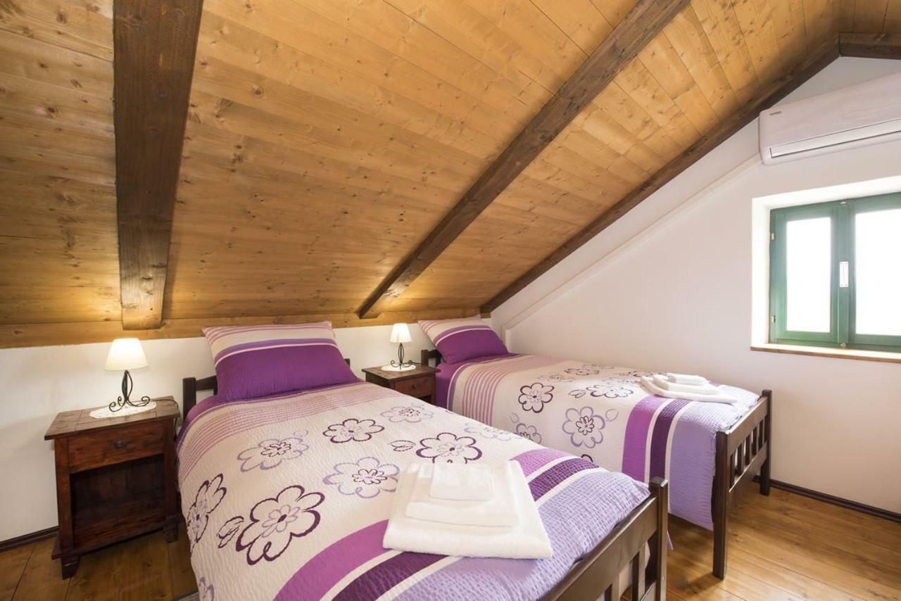 Milasi Villa Cetina מראה חיצוני תמונה
