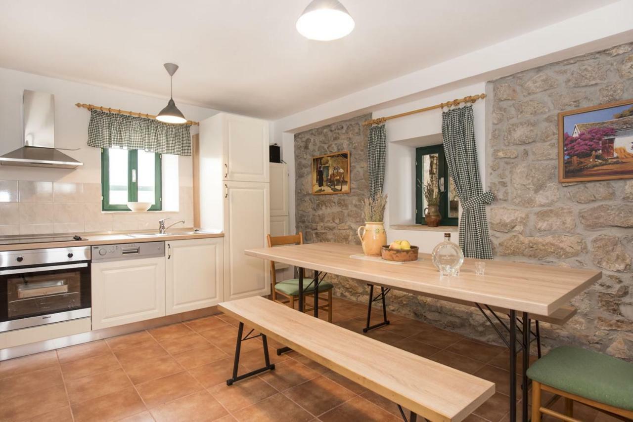 Milasi Villa Cetina מראה חיצוני תמונה