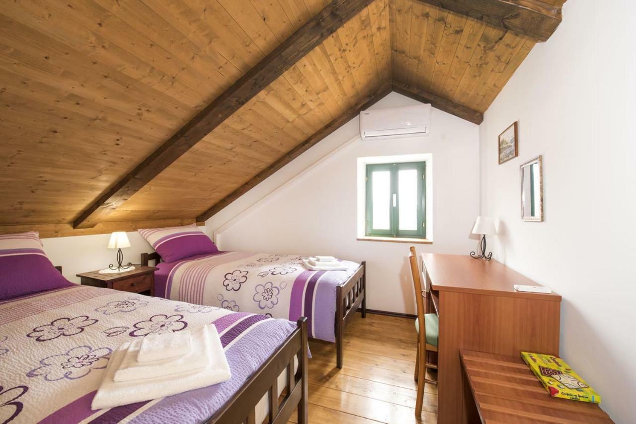 Milasi Villa Cetina מראה חיצוני תמונה