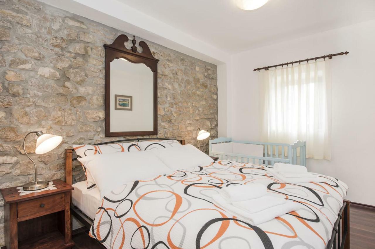 Milasi Villa Cetina מראה חיצוני תמונה