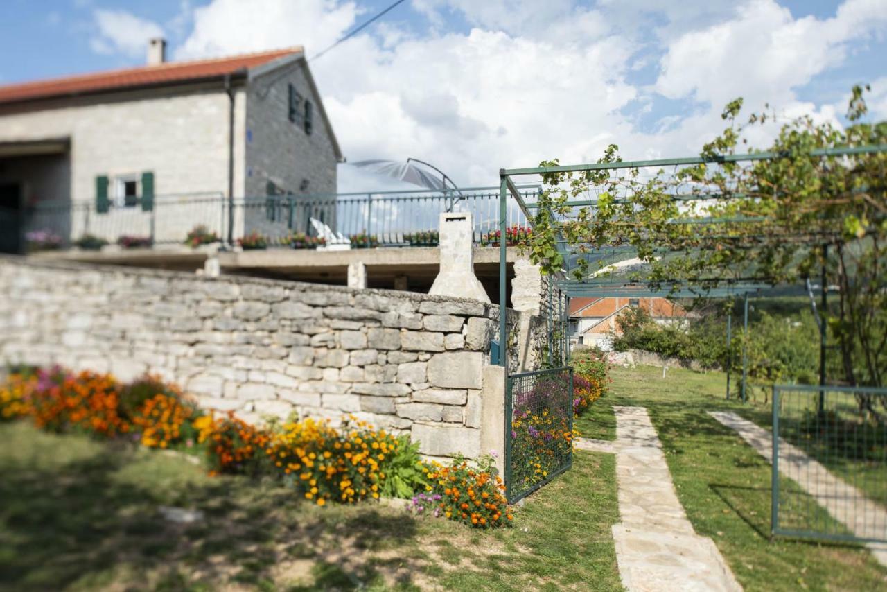 Milasi Villa Cetina מראה חיצוני תמונה
