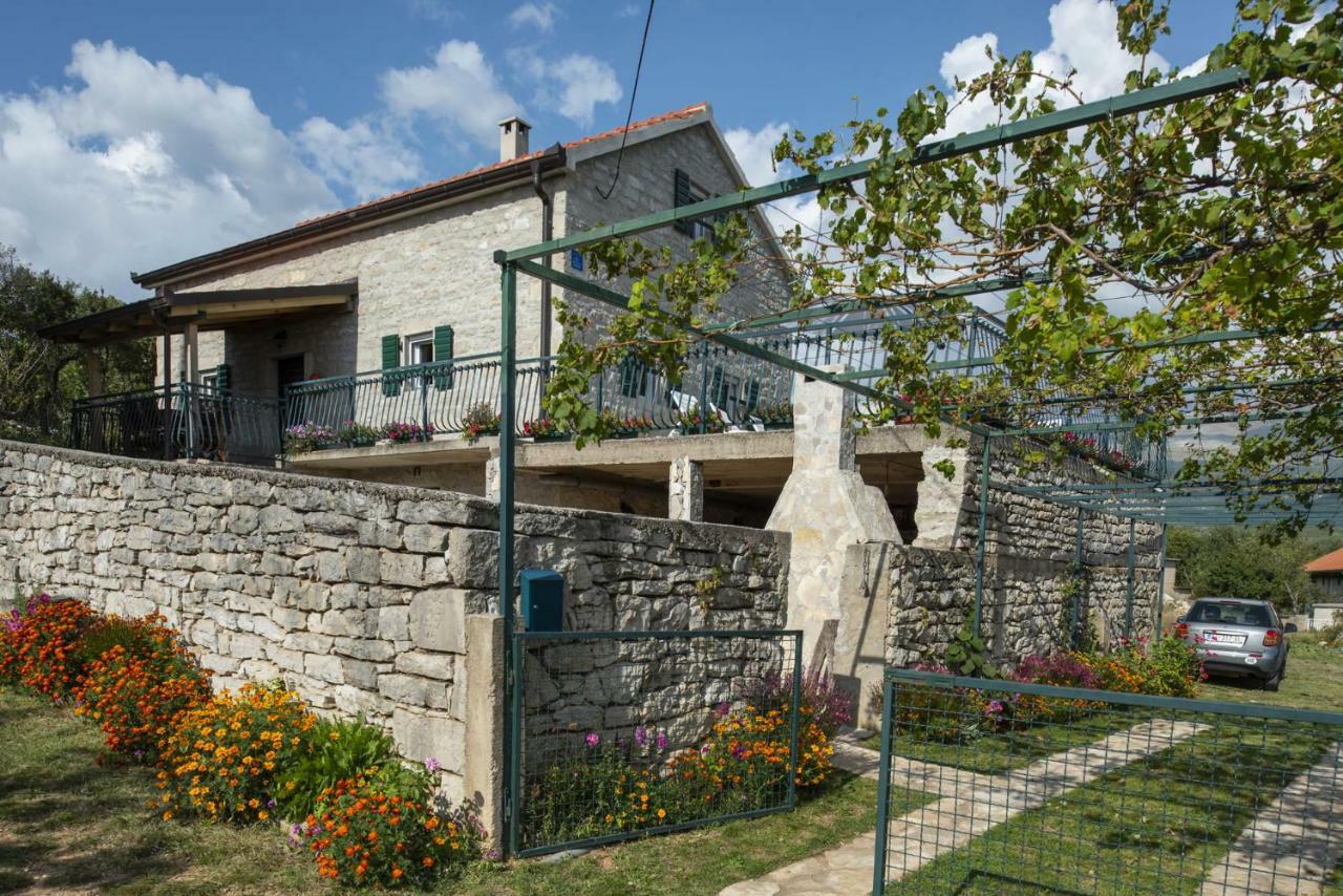 Milasi Villa Cetina מראה חיצוני תמונה